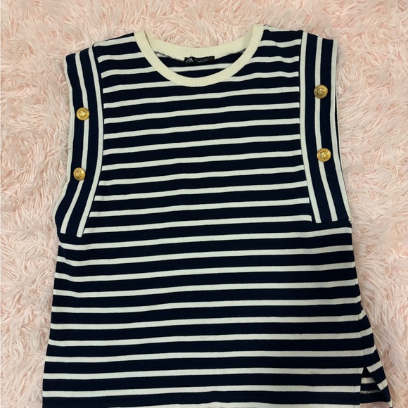 Striped navy and cream Zara knit cap sleeve tank blouse 👚 - Picture 1 of 5